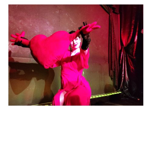 Lucy Charm (NL) Strip it off - Tipsy Bear Bar, Berlin - 10. Januar 2025 (5).JPG